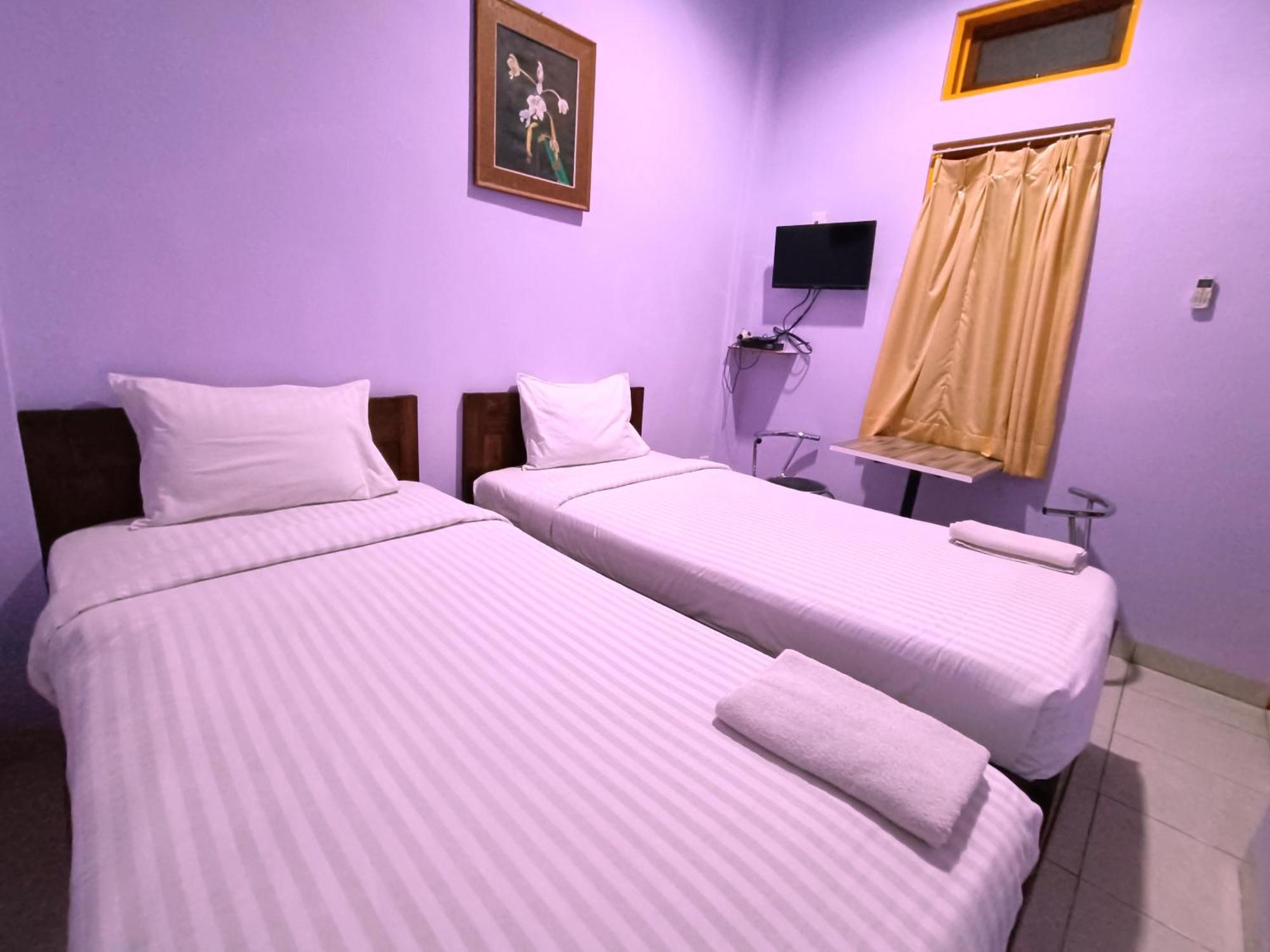 Wisma Mutiara Padang  Bagian luar foto